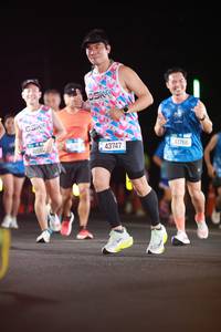 BIB: 4158, 43747, 43766
                            <button type="button" onclick="openModal(21562706)" class="btn btn-primary btn-sm float-right btn-popup" data-toggle="modal" data-target=".modal-high-quality">
                        <i class="fas fa-shopping-cart"></i> Add to Cart
                    </button>
                                            <button type="button" onclick="isThisMe(21562706, true)" class="btn btn-success btn-sm float-right btn-popup btn-isme hidden" data-toggle="tooltip" data-placement="bottom" title="นี่คือรูปของคุณใช่ไหม คลิกที่นี่เพื่อเอาเข้าอัลบั้ม">
                        <i class="fas fa-plus"></i> Add to album
                    </button>
                    <button type="button" onclick="isThisMe(21562706, false)" class="btn btn-warning btn-sm float-right btn-popup btn-isnotme hidden">
                        <i class="fas fa-ban"></i> Remove from album
                    </button>